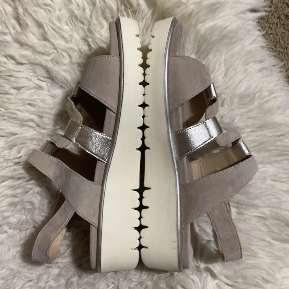Ara Bayview Triple‎ Adjustable Wedge Sandal Platinum / Sand / Metallic Leather 8